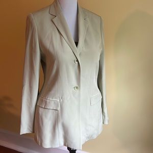VINTAGE Oversized 100 percent silk blazer Jones New York. beautiful light green.